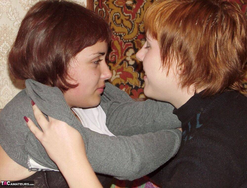 Redhead amateur Susy Rocks kisses her lesbian girlfriend as they disrobe - #7