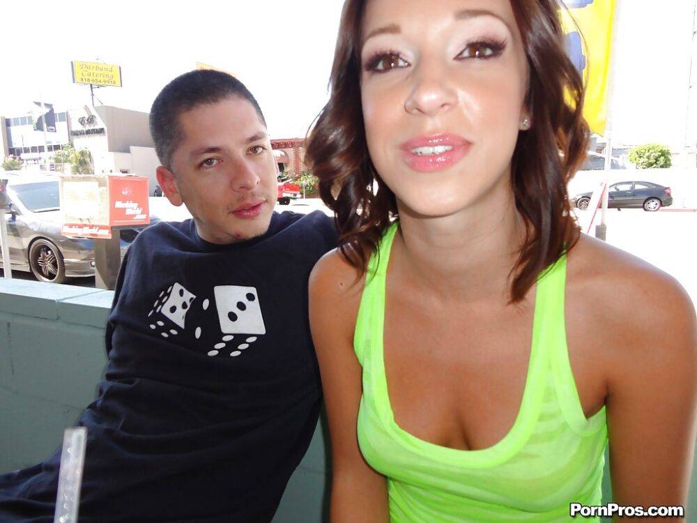 Seductive teen Jada Stevens gives a deepthroat blowjob and gets fucked - #15