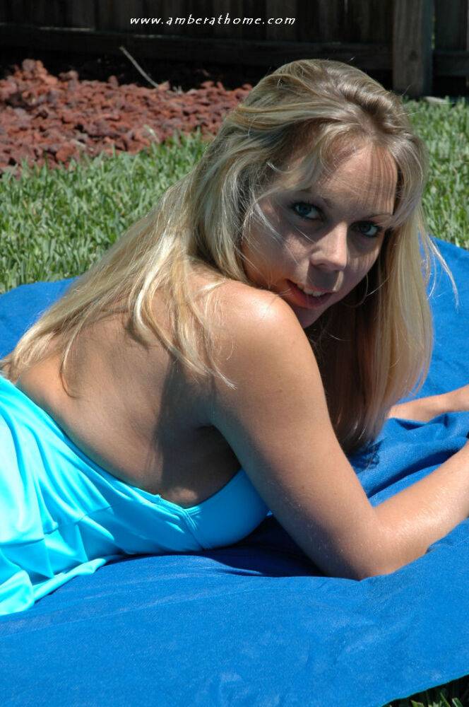 Big titted amateur Amber Lynn Bach undresses for masturbation on a blanket - #9