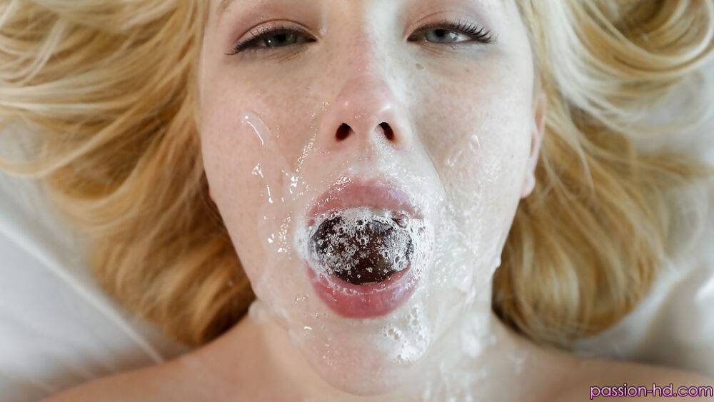 Cute blonde Samantha Rone blow jizz bubbles after banging huge dick - #13