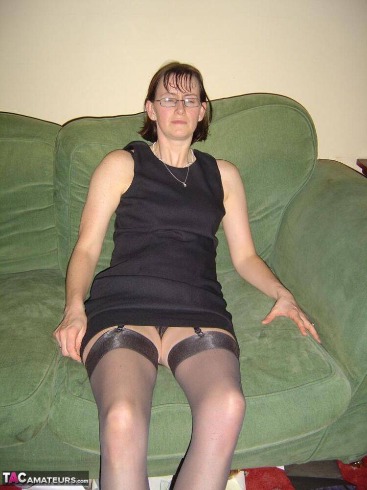 Older amateur Slut Scot Susan wears her glasses during POV sex with a man - #14