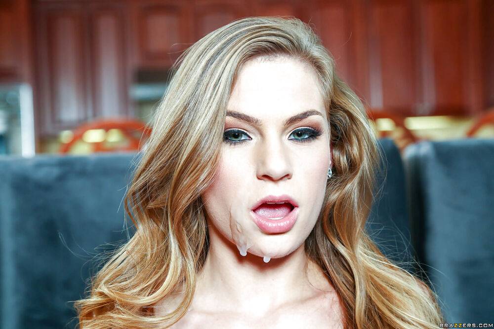 Blonde cutie Sydney Cole fills her wanton mouth with fresh load of semen | Photo: 1244514