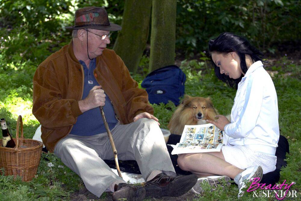 Dark haired young girl seduces an old man on a hunting trip in the woods - #4