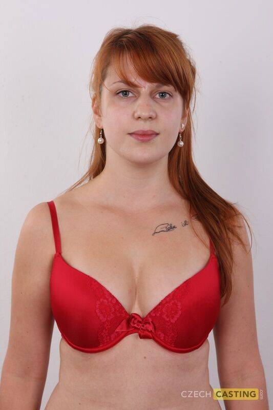 Redheaded amateur Ivana strips down to her birthday suit before taking a seat - #3