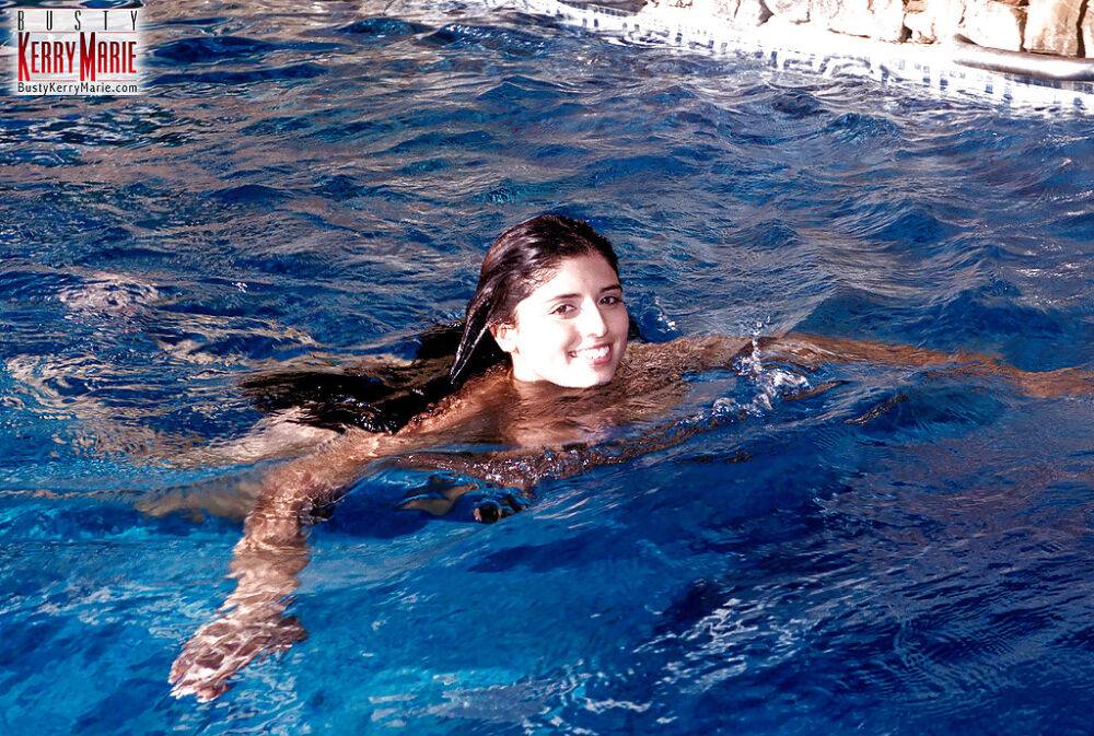 Latina plumper Kerry Marie and her big pornstar juggs get wet in pool - #15