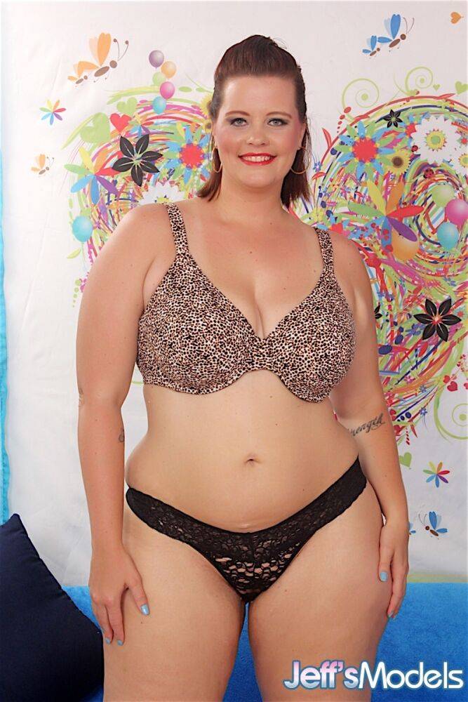 SSBBW Amanda Foxxx freeing big breasts from bra and removing black panties - #9