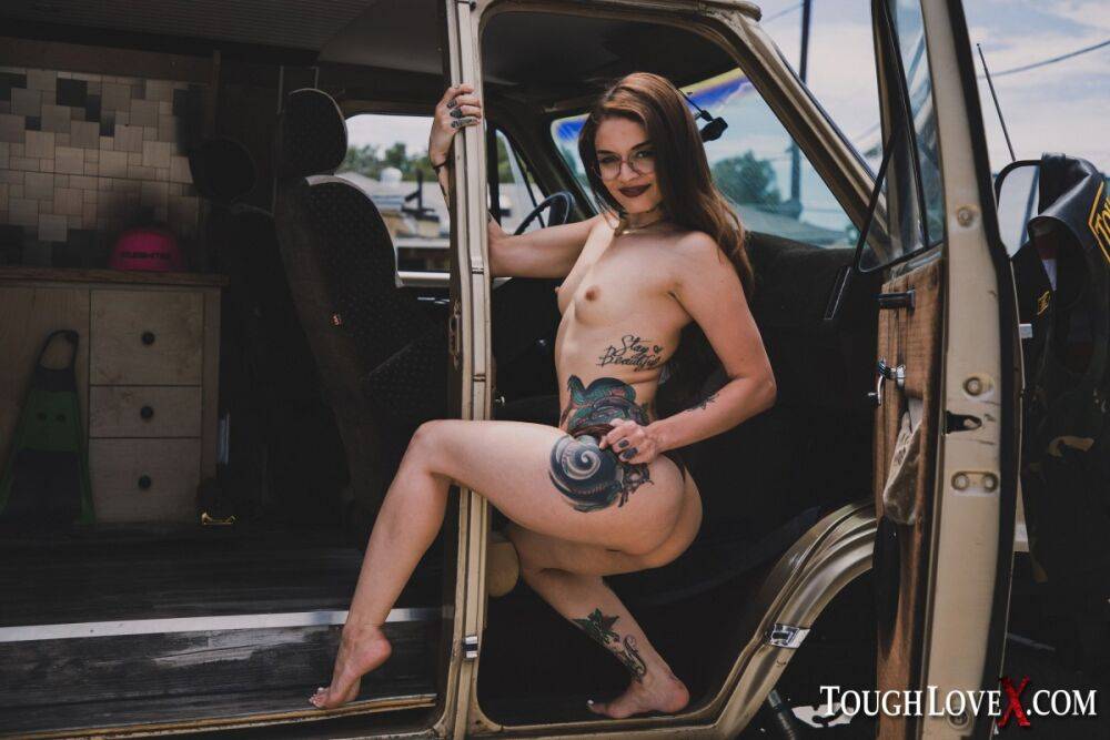 Tattooed beauty Vanessa Vega models in a van before sex in a kitchen - #9