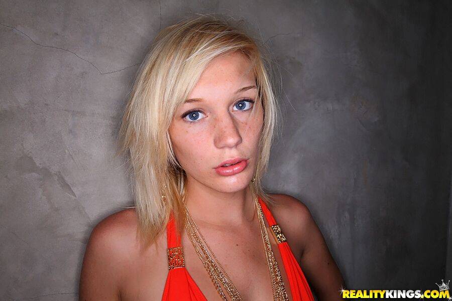 Cute blond girl Sammie Rhodes poses in bikini keeping straight face - #7
