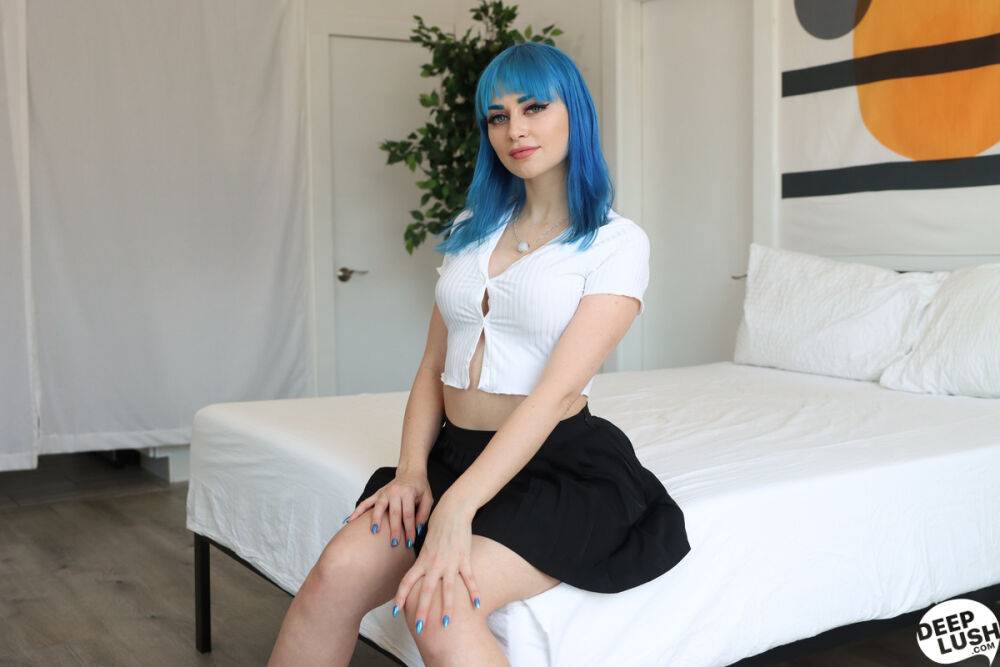 Hot teen Jewelz Blu sports blue hair and brows during POV sex with a big cock - #9