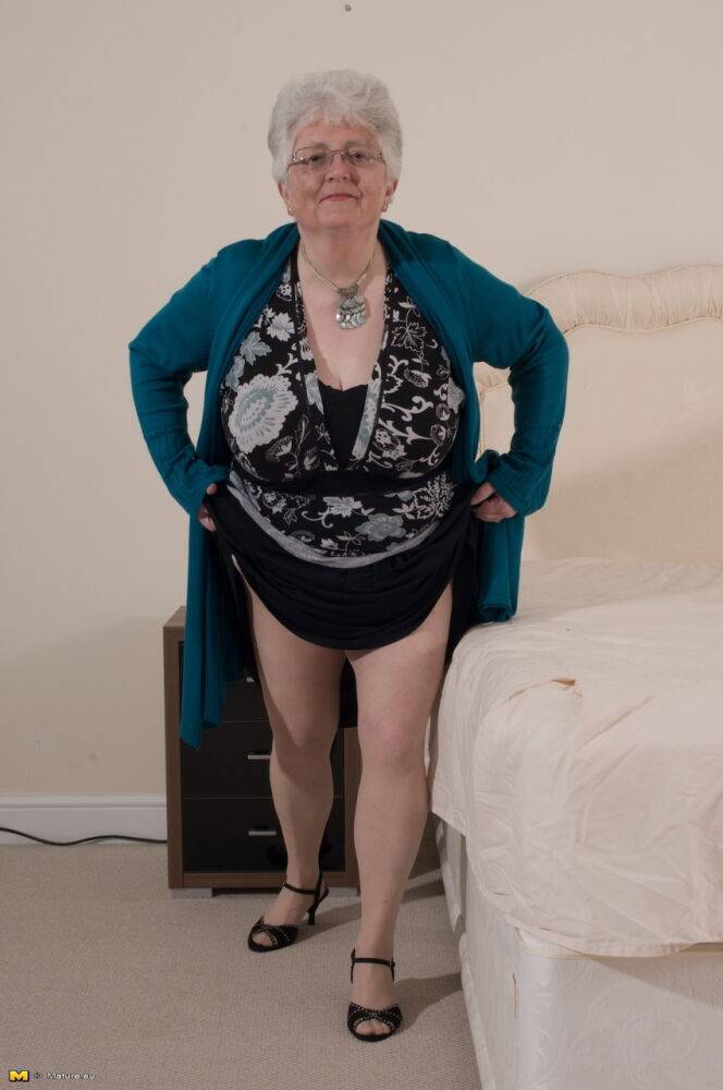 Overweight British grandmother covers her naked boobs with her hands - #15