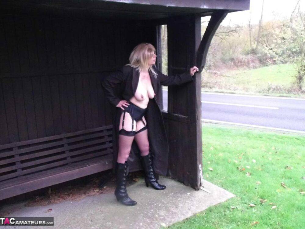 Mature amateur Barby Slut flashes in various British locations - #5