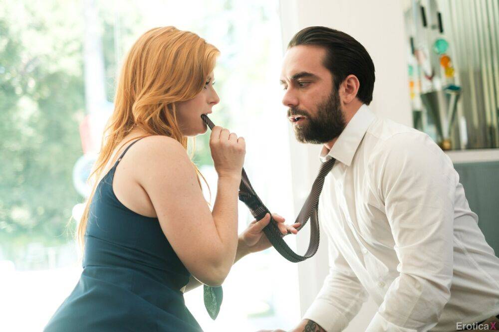 Natural redhead Penny Pax seduces a businessman in ankle strap heels | Photo: 3015402