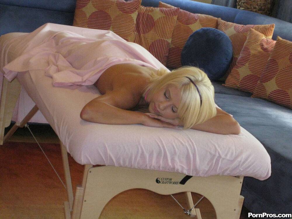 Young blonde Tessa Taylor get oiled up for massage & hot cum facial - #10