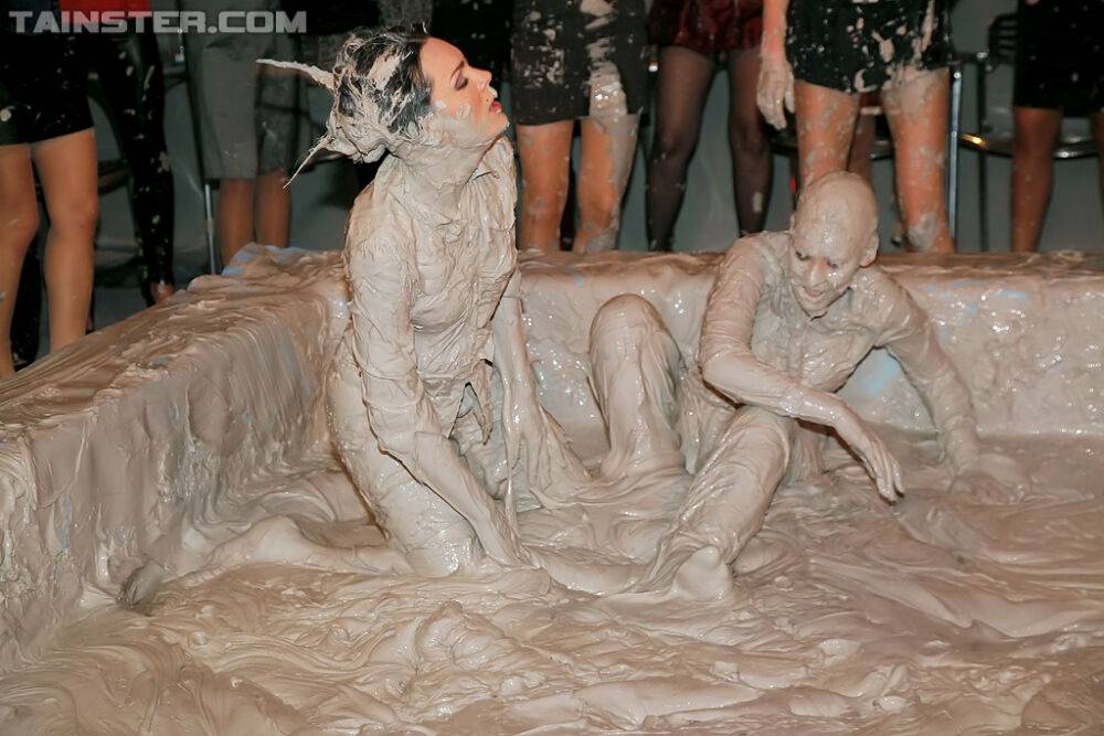 Seductive european fashionistas are into messy mud wrestling - #6