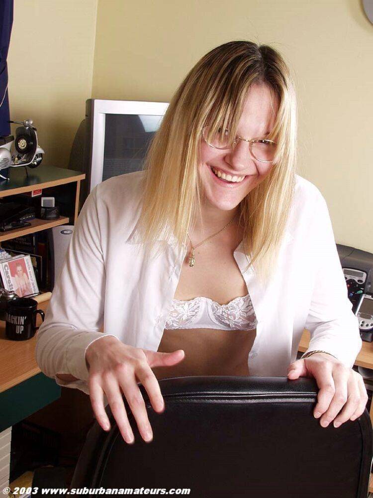 Adorable secretary Jodie strips her white lingerie & flaunts her butt at work - #5