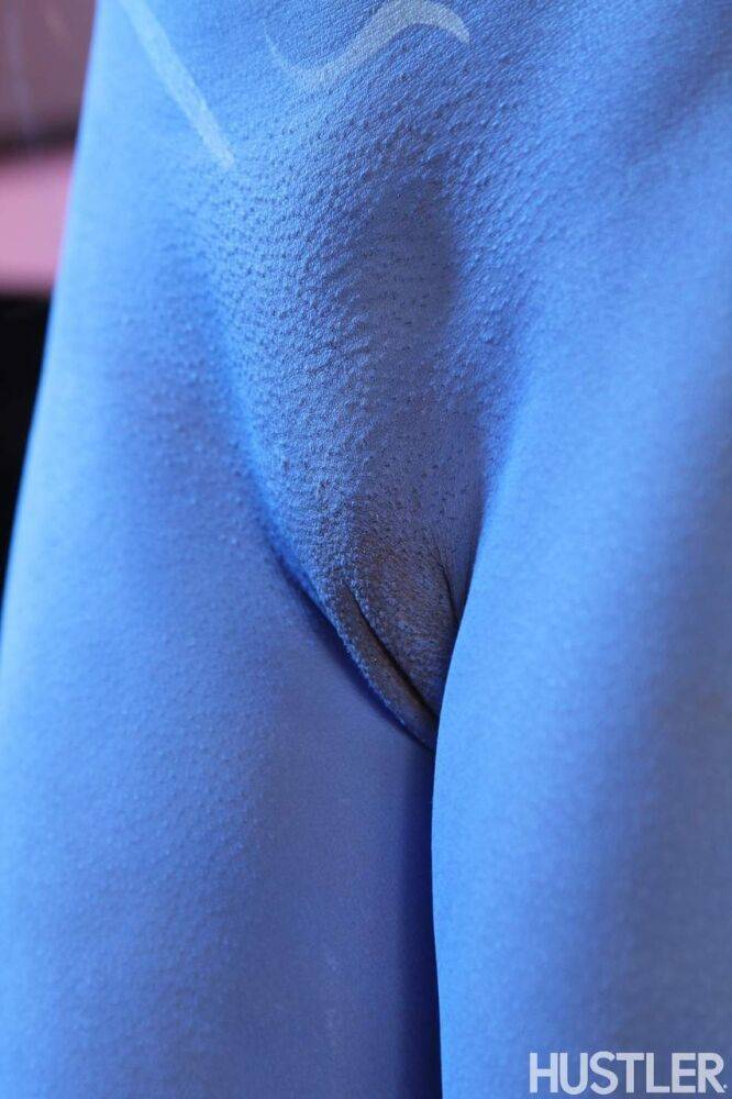 Cosplay beauty Misty Stone takes cock in nothing but blue body paint - #6