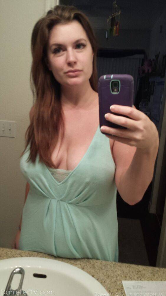 Plump amateur Danielle takes topless and clothed selfies around the house - #9