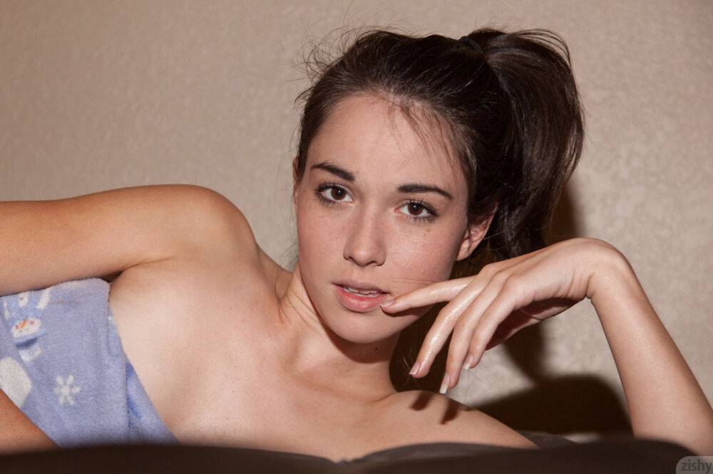 Teen girlfriend Emily Grey shows off her tiny tits & perfect ass - #2