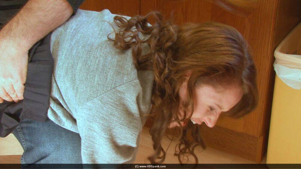 Spanking Online Jasmine Punished - #12