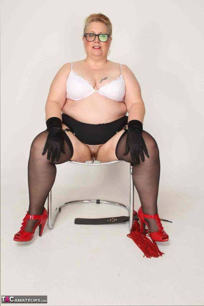 Obese UK blonde Lexie Cummings displays her pierced twat in gloves and nylons - #4
