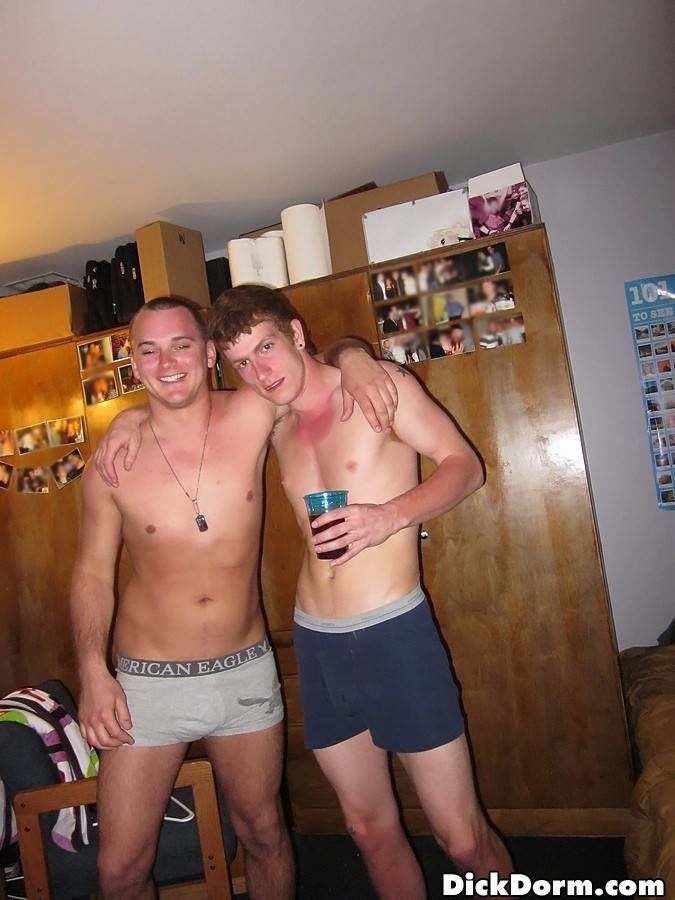 Check out these hot horny dudes suck and fuck in college real amateur pics - #11