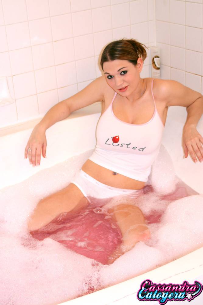 Cassandra calogera taking an erotic hot bubblebath - #1