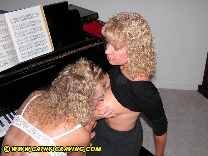 Now this is the piano teacher i want - #16