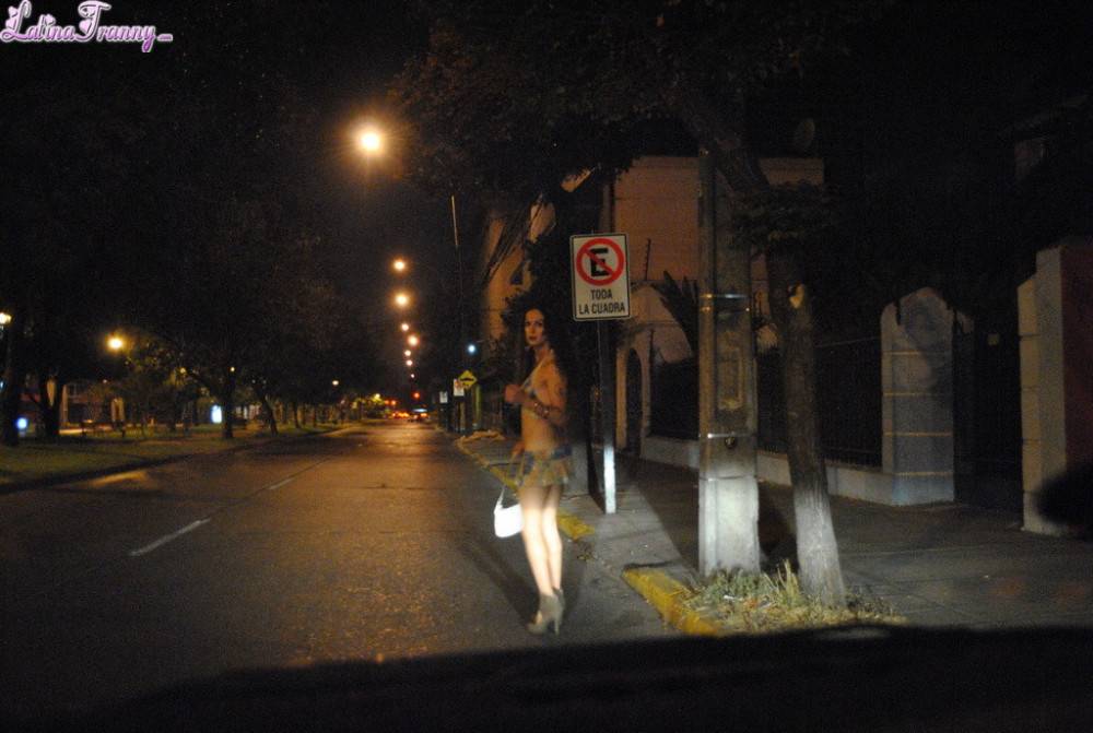 Nikki posing as a street prostitute | Photo: 5065994