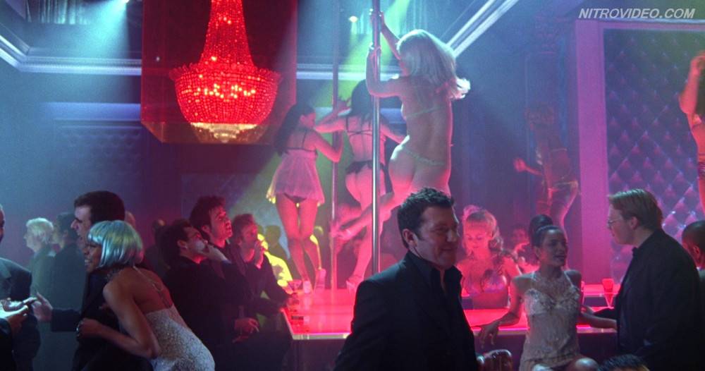 Natalie portman knows how to do a striptease | Photo: 5100267