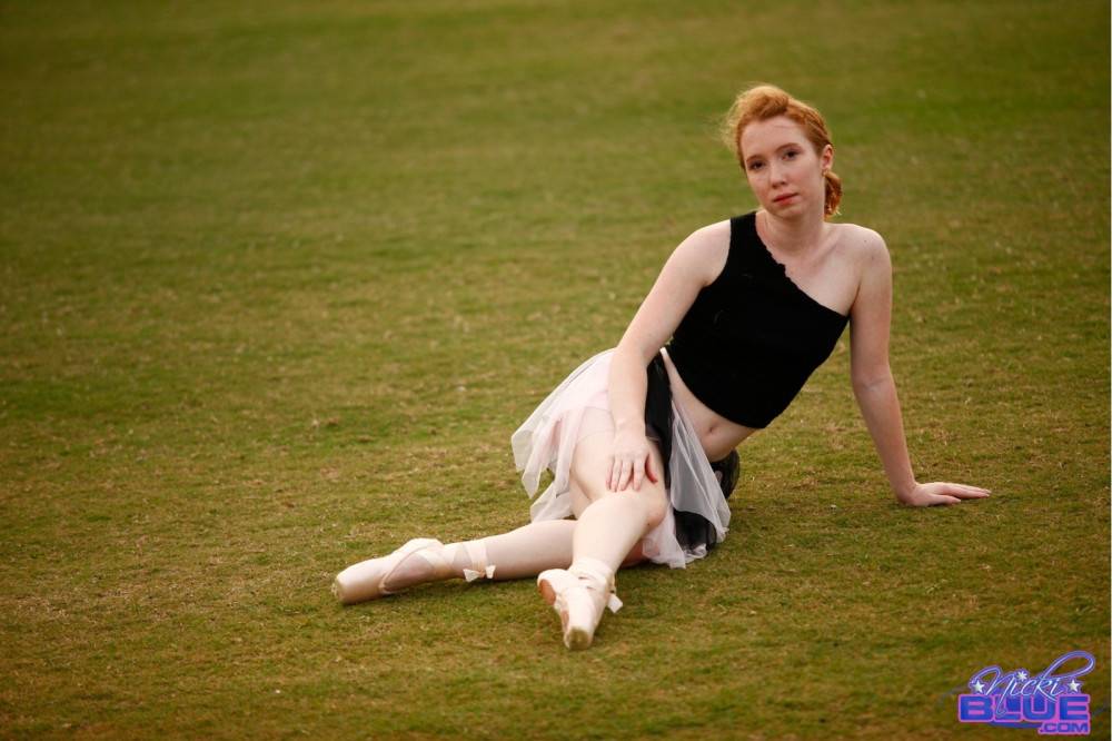 I am doing ballet in the grass. in these photos you get to see - #10