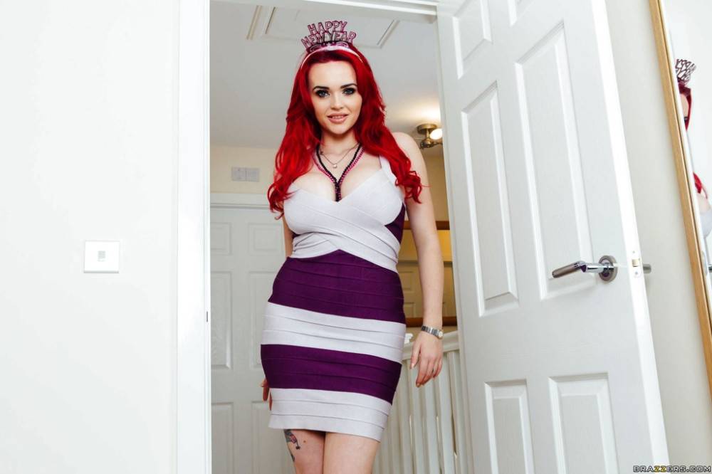 Excellent british redhead milf Jasmine James in nice skirt likes foot fetish - #5