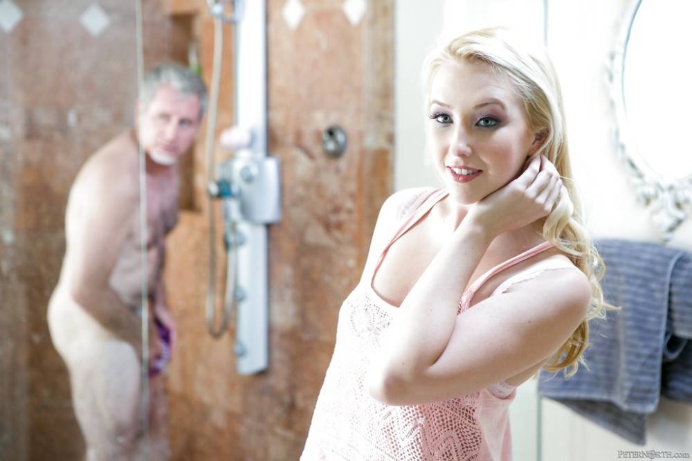 Foxy american blonde young Samantha Rone in xxx hardcore action | Photo: 5922824