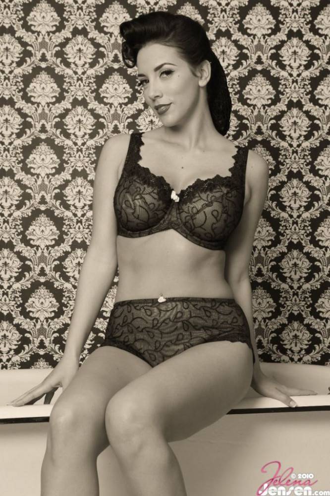 Black And White Pics Are Jelena Jensen's Favorite And She Looks Great In Lingerie. - #1