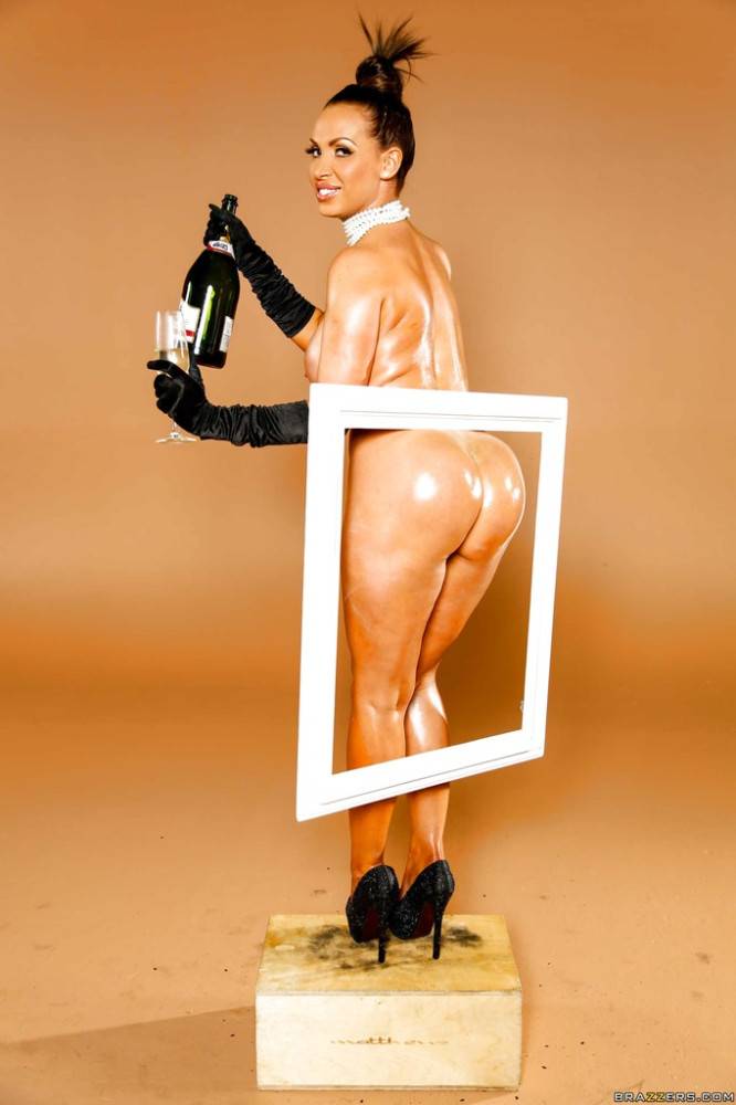 Delightful canadian milf Nikki Benz bares big boobies and hot ass - #17