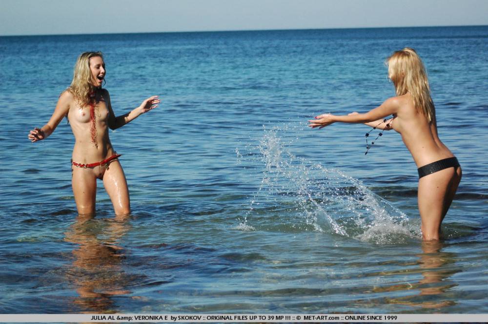 Naked Lesbian Kitties Julia Al And Veronika E Swim In The Sea And Kiss On The Beach - #3