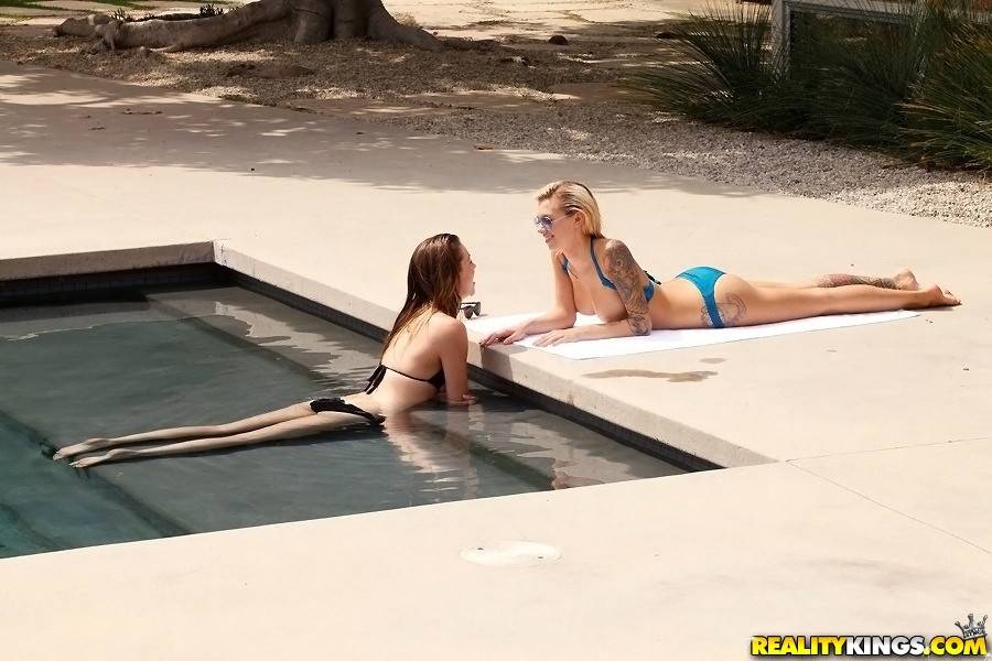 Excellent girls Emma Mae and Jessi Andrews enjoy some playful lesbian foreplay at pool - #7
