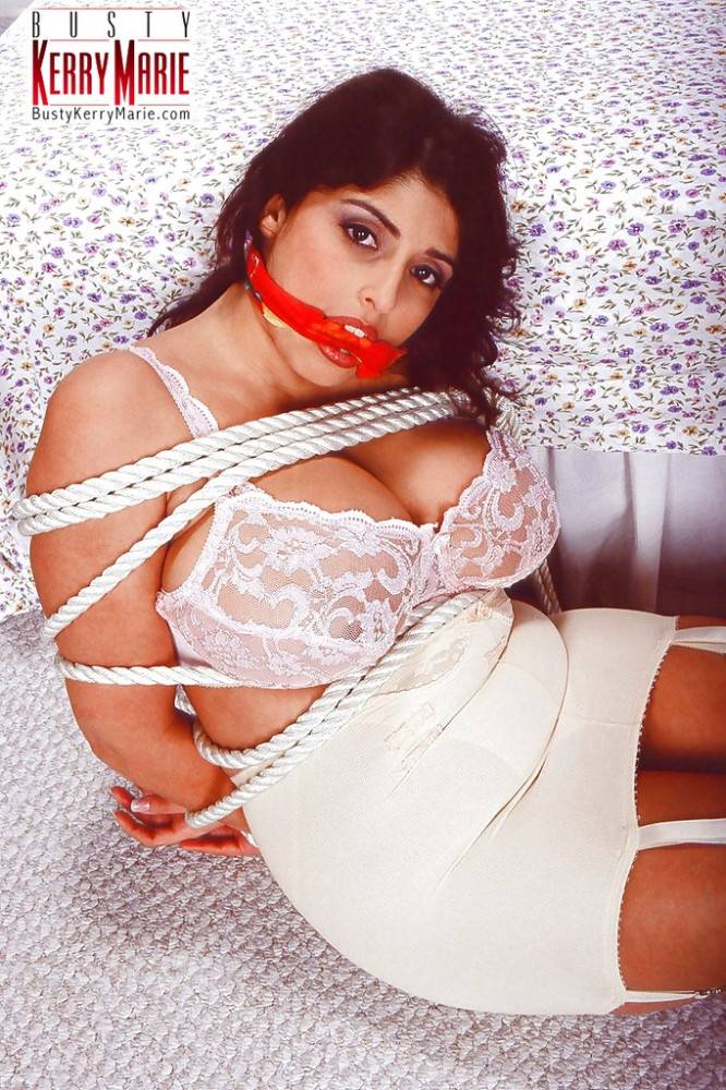 Stunning brittish milf Kerry Marie in lingerie in hot bdsm sex - #4
