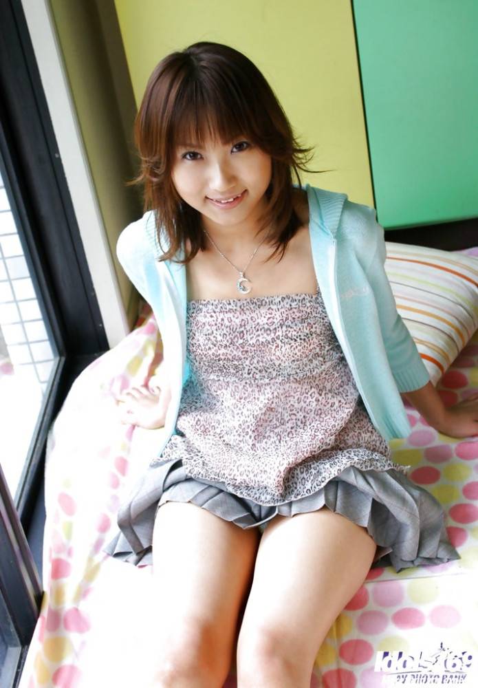 Slim japanese youthful Haruka Morimura exhibits her butt - #3