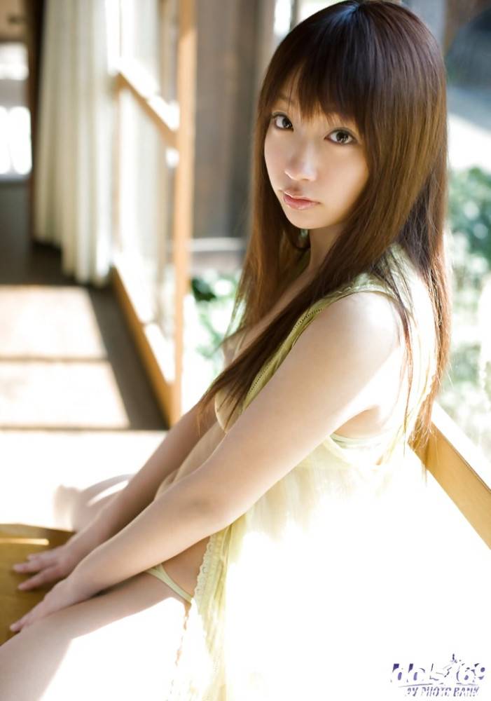 Foxy japanese teen Hina Kurumi in sexy lingery spreading pussy - #7