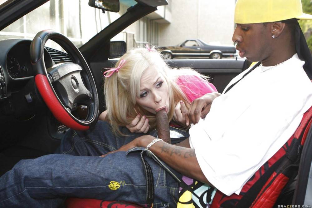 Curious american blonde Tara Lynn Foxx work on big black cock and takes a hot cumshot outside - #4