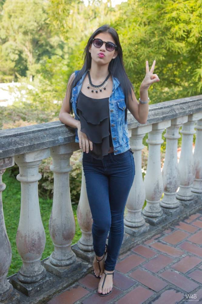 Slim venezuelan brunette teen Denisse Gomez reveals big hooters and sexy ass outside - #1