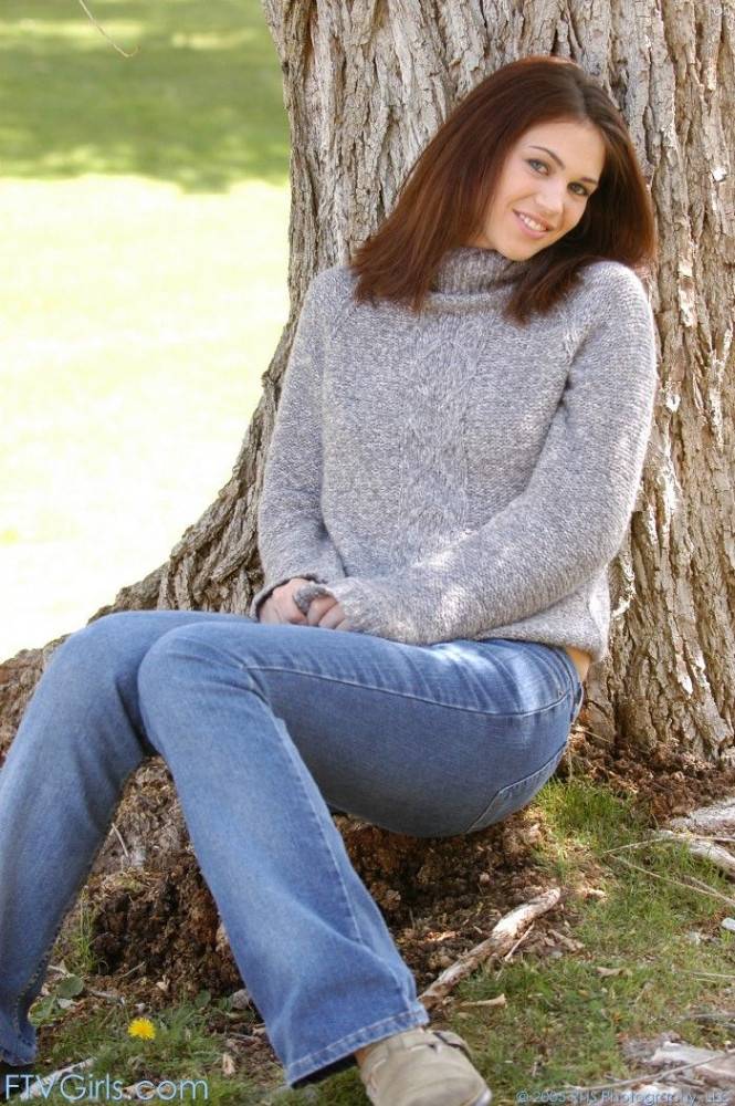 Attractive Brunette Faith Leon Pulls Down Her Jeans And Shows Her Juicy Snatch Near The Tree - #1