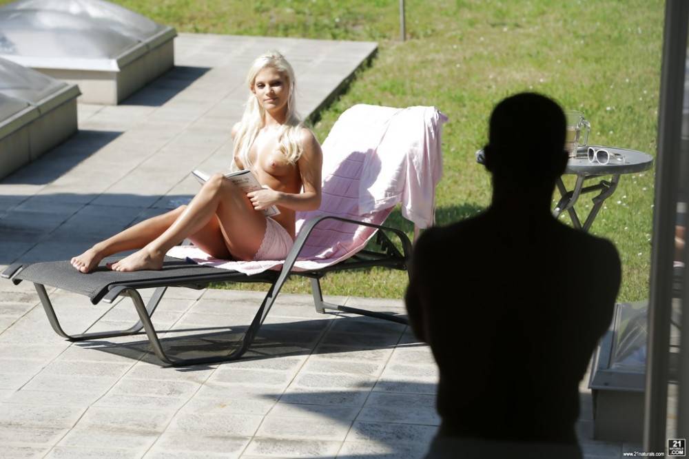 Stunning hungarian blond Candee Licious fucked by big cock after good blowjob outdoor - #1