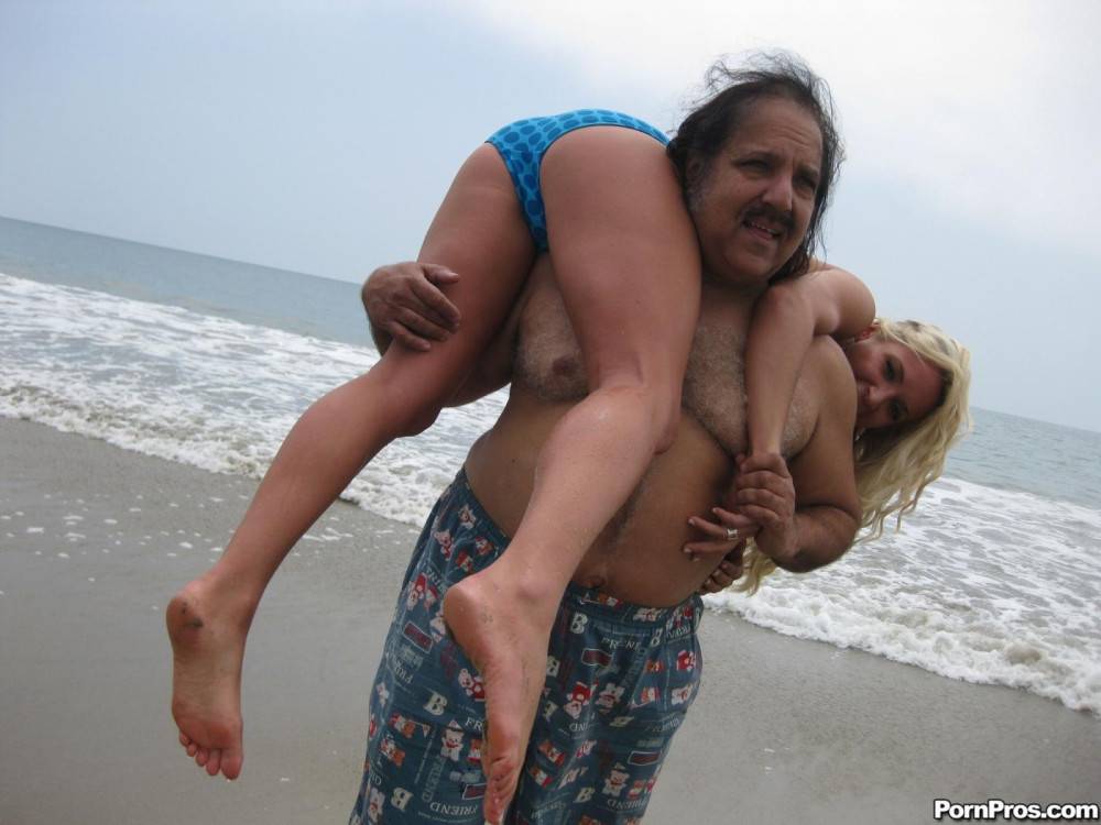 Chubby Older Man Picks Up Bikini Blonde Addison Cain And Fucks Her Hard | Photo: 7162692