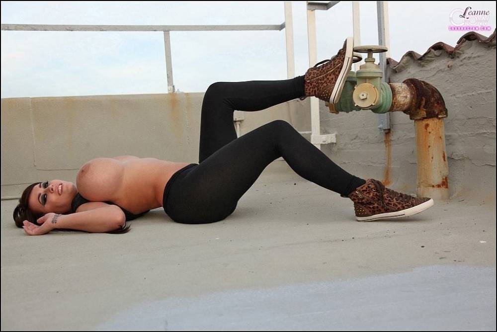 Peachy brittish brunette porn star Leanne Crow in hot posing gallery - #15