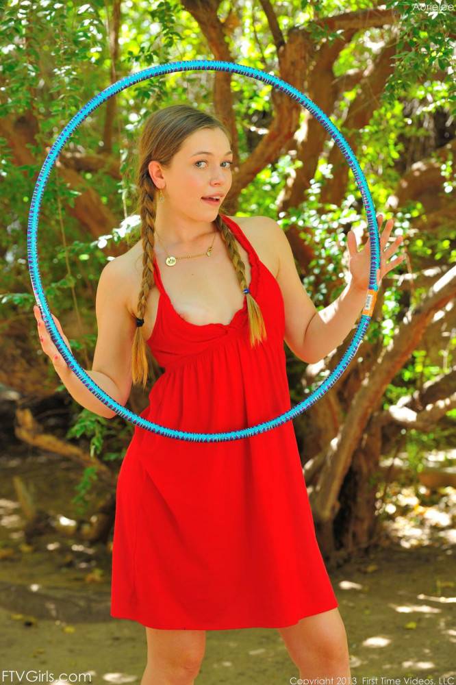 Aurielee Summers Is A Total Cutie And She Is Hula-hooping Outside And Getting Nude - #2