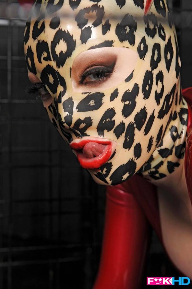 Curious british Latex Lucy work with wet lips on black shaft - #6