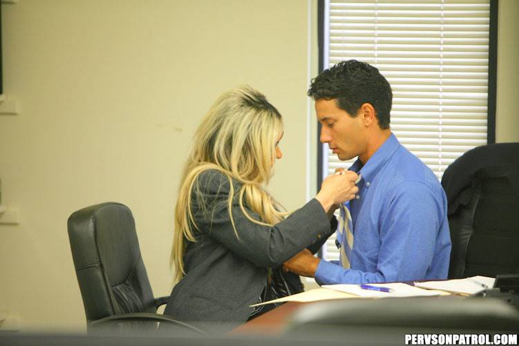 Busty Secretary Jenna Cruz Is Seducing Her Boss For The Dirty Office Fuck - #7
