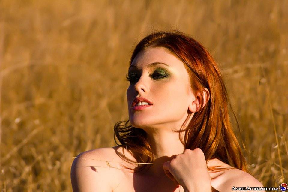 The Redhead Teen Virginia Mae Is Alone In The Field Naked Enjoying The Freedom - #14