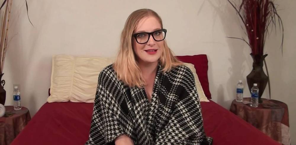 Threesomes And Threesomes Casting Compilation – Desperate Amateurs Big Tits Bbw Moms Need Money, Glasses Video - #1